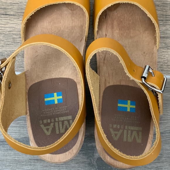 MIA Anja Mustard Clog Sandals Size 37 - Picture 7 of 9